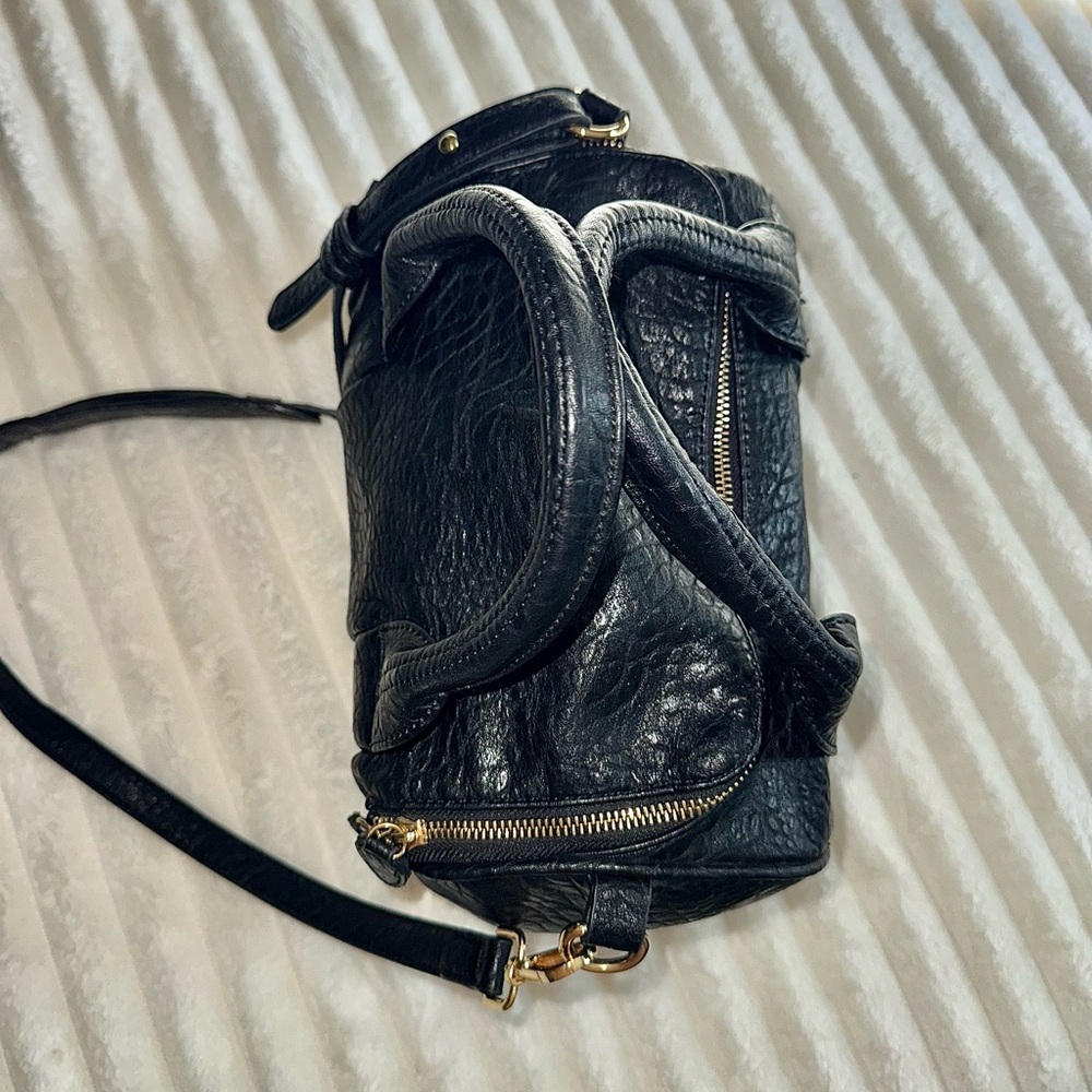 Black Leather Handbag - Picture 4 of 7